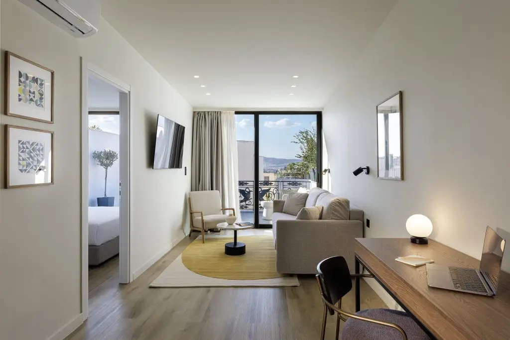 master plaka Athens 2025