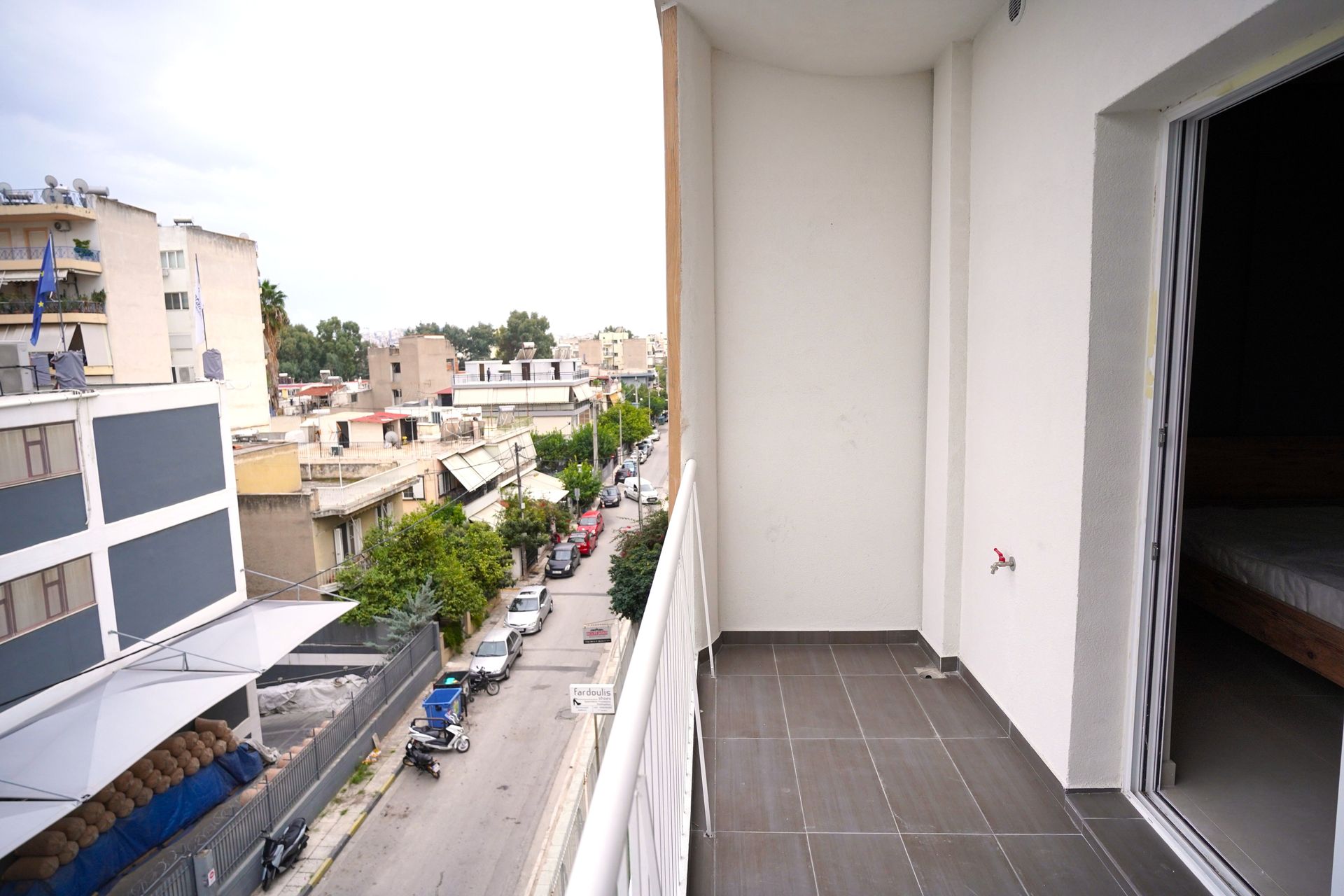 property slide 5