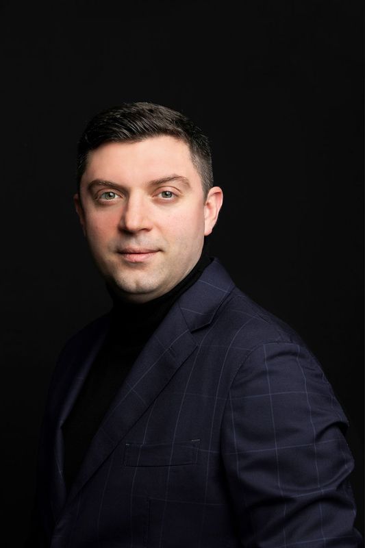 The founder and main shareholder of DKG Development, Konstantinos Petridis talks to NouPou.gr about the ambitious urban regeneration plan “PIRAEÚS GATE” and  the company's strategic decision to emphasize in serviced apartments